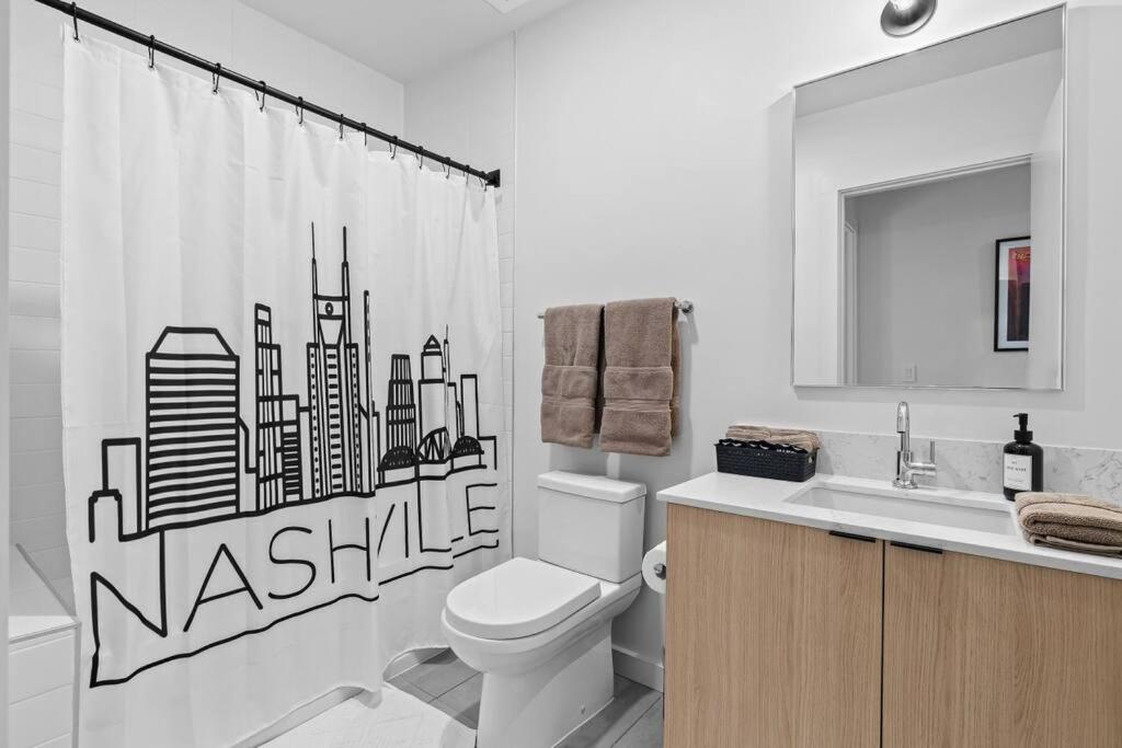 Apartamento Skyline View, Pool, Gym, Balcony'S, Walk To Bway! Nashville Exterior foto