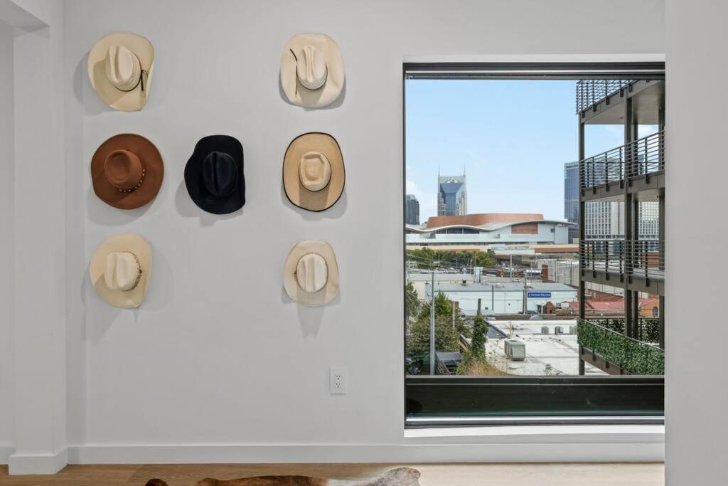 Apartamento Skyline View, Pool, Gym, Balcony'S, Walk To Bway! Nashville Exterior foto